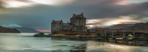 Панорама с замком в Шотландии