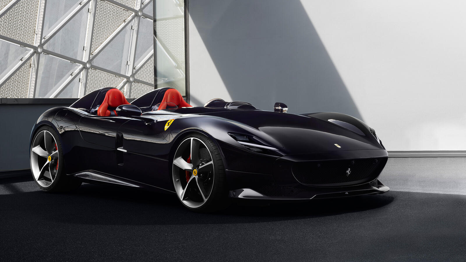 Обои машины Ferrari автомобили 2018 года на рабочий стол