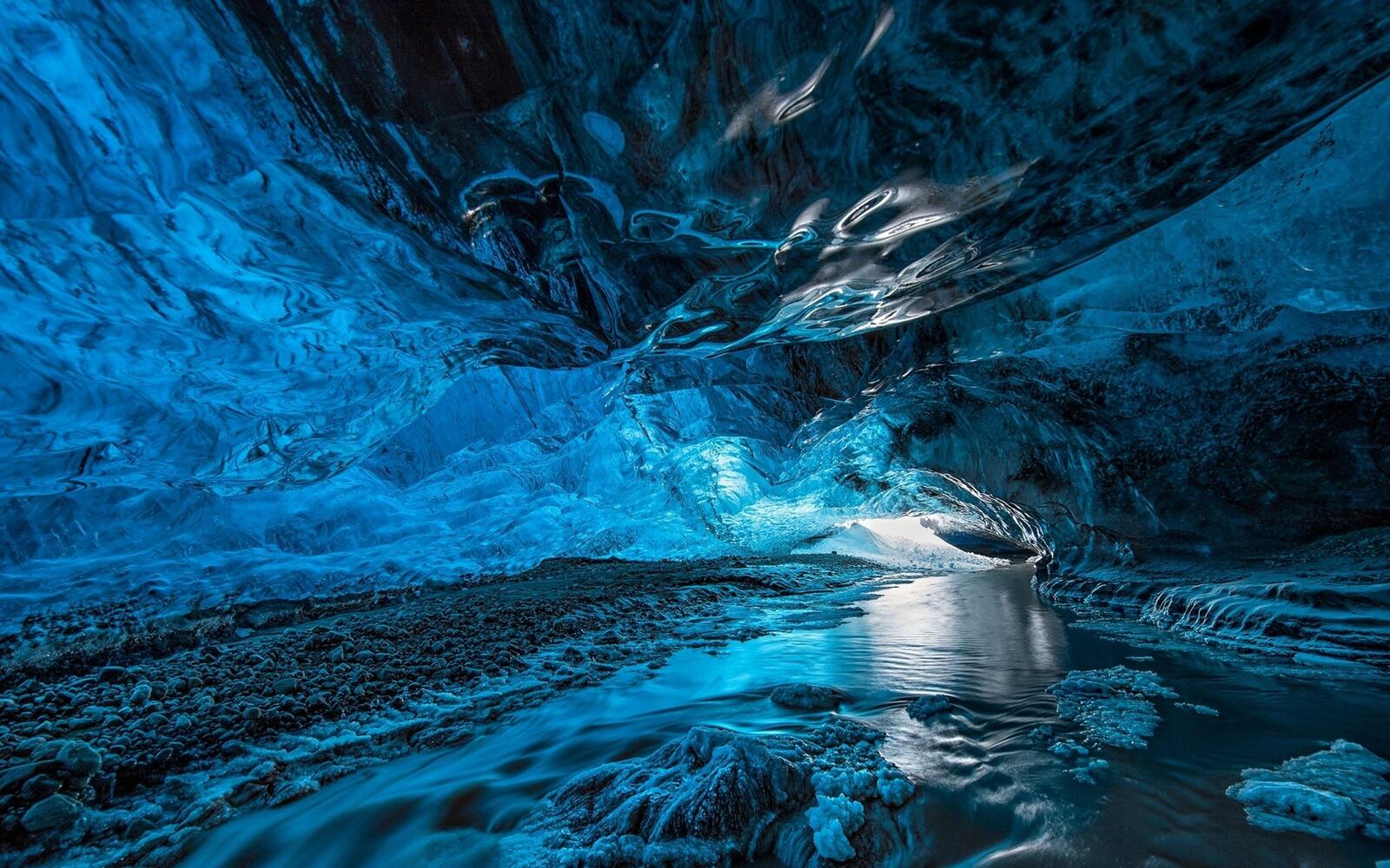 Бесплатное фото Ледяная пещера
