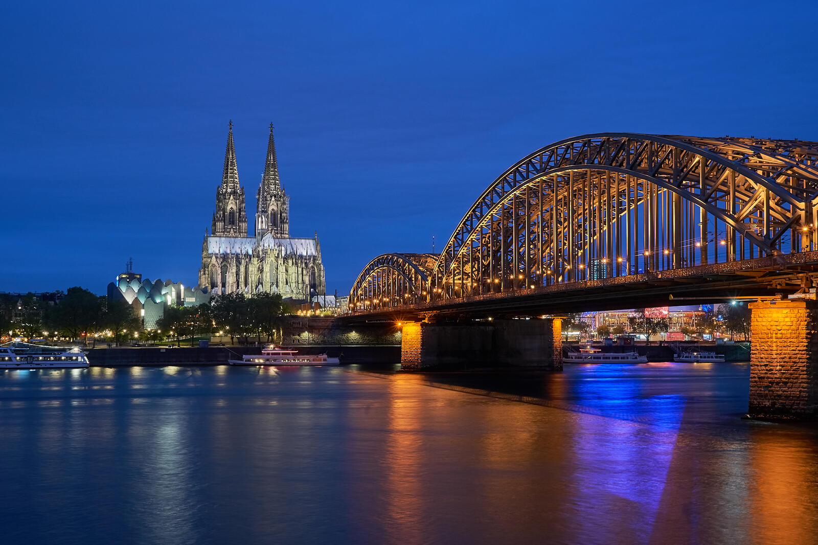 Wallpapers Cologne Cathedral Cologne Germany on the desktop
