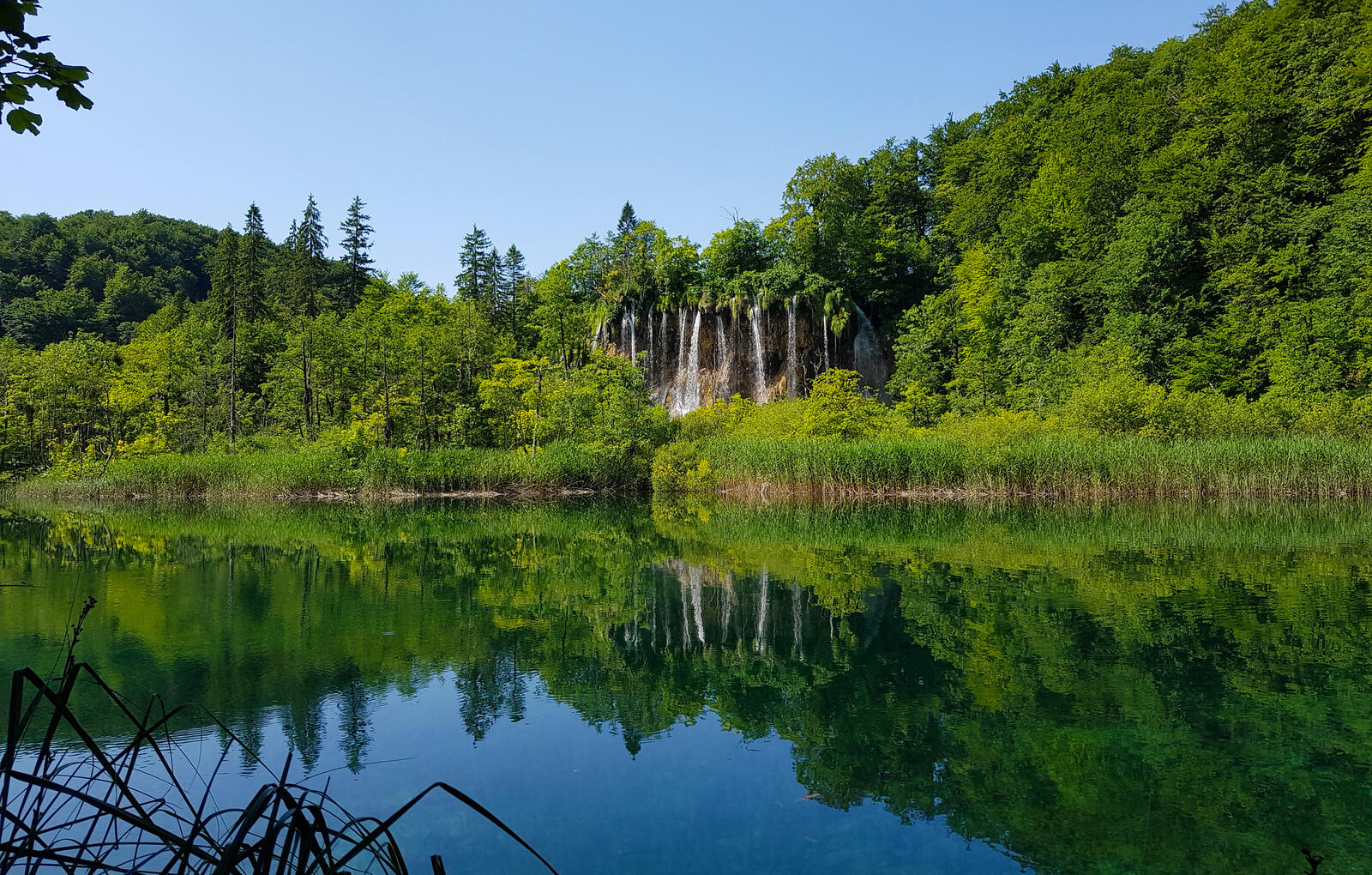 Wallpapers Plitvice Lakes summer fairy tale Plitvice lakes national park on the desktop