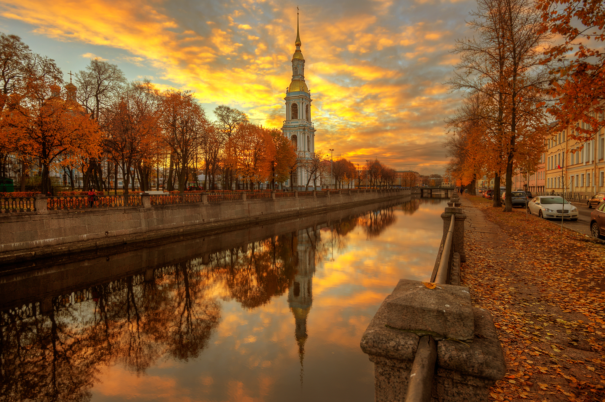 Wallpapers houses Russia Autumn on the desktop