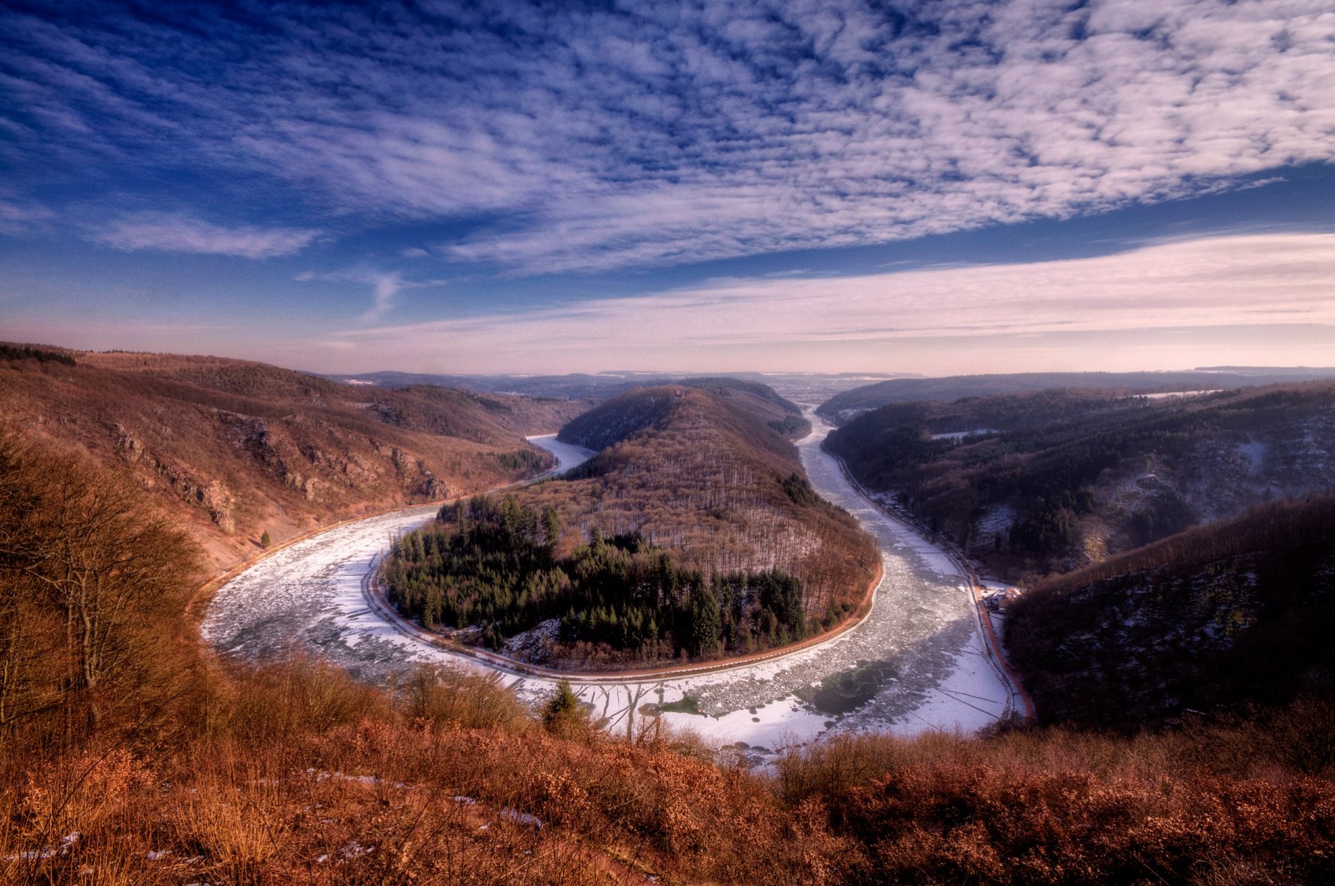 免费照片萨尔州河流弯曲的秋季景观