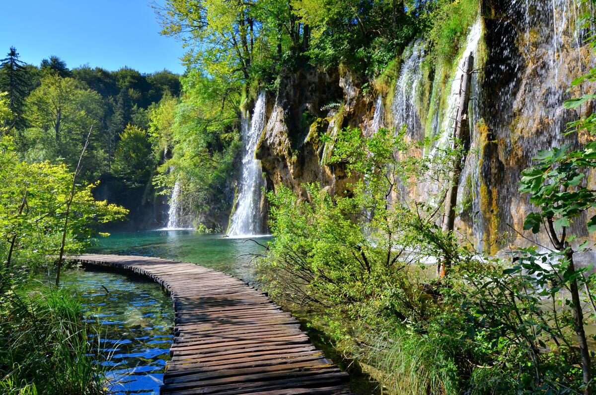 Заставка водопад, хорватия на андроид