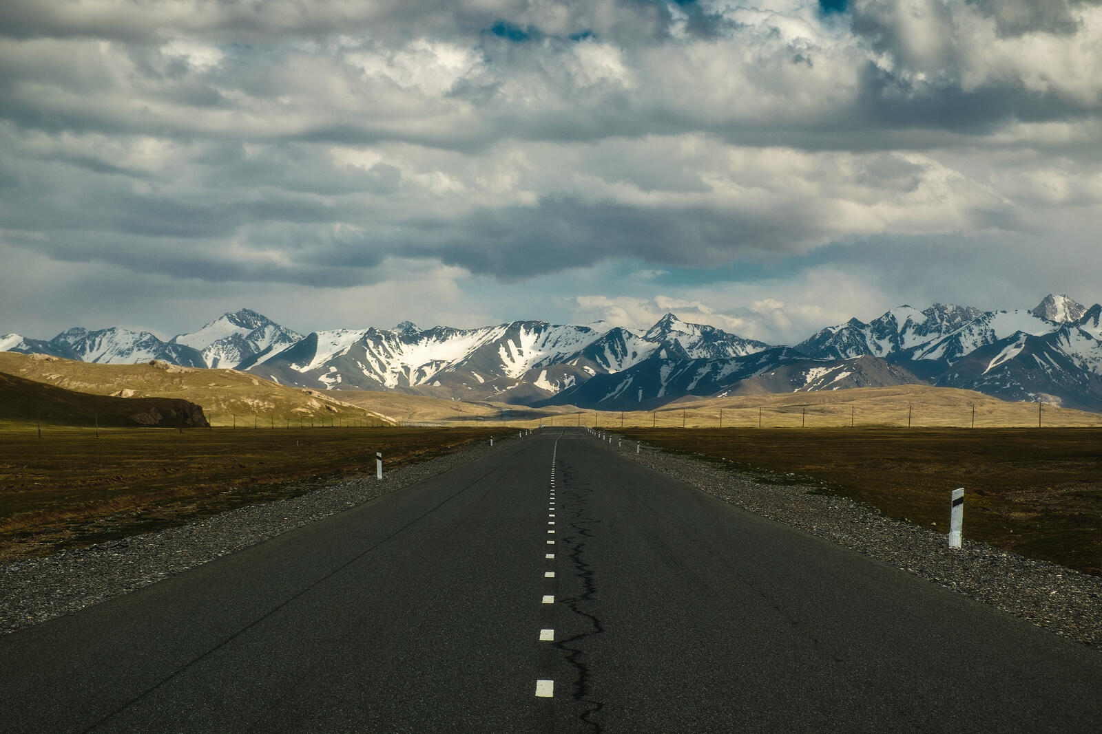 Wallpapers mountain road highway on the desktop