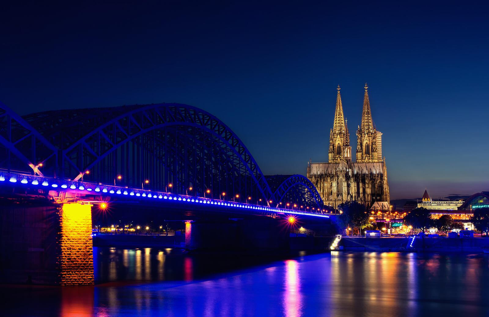 Wallpapers illumination Cologne Cathedral Germany on the desktop