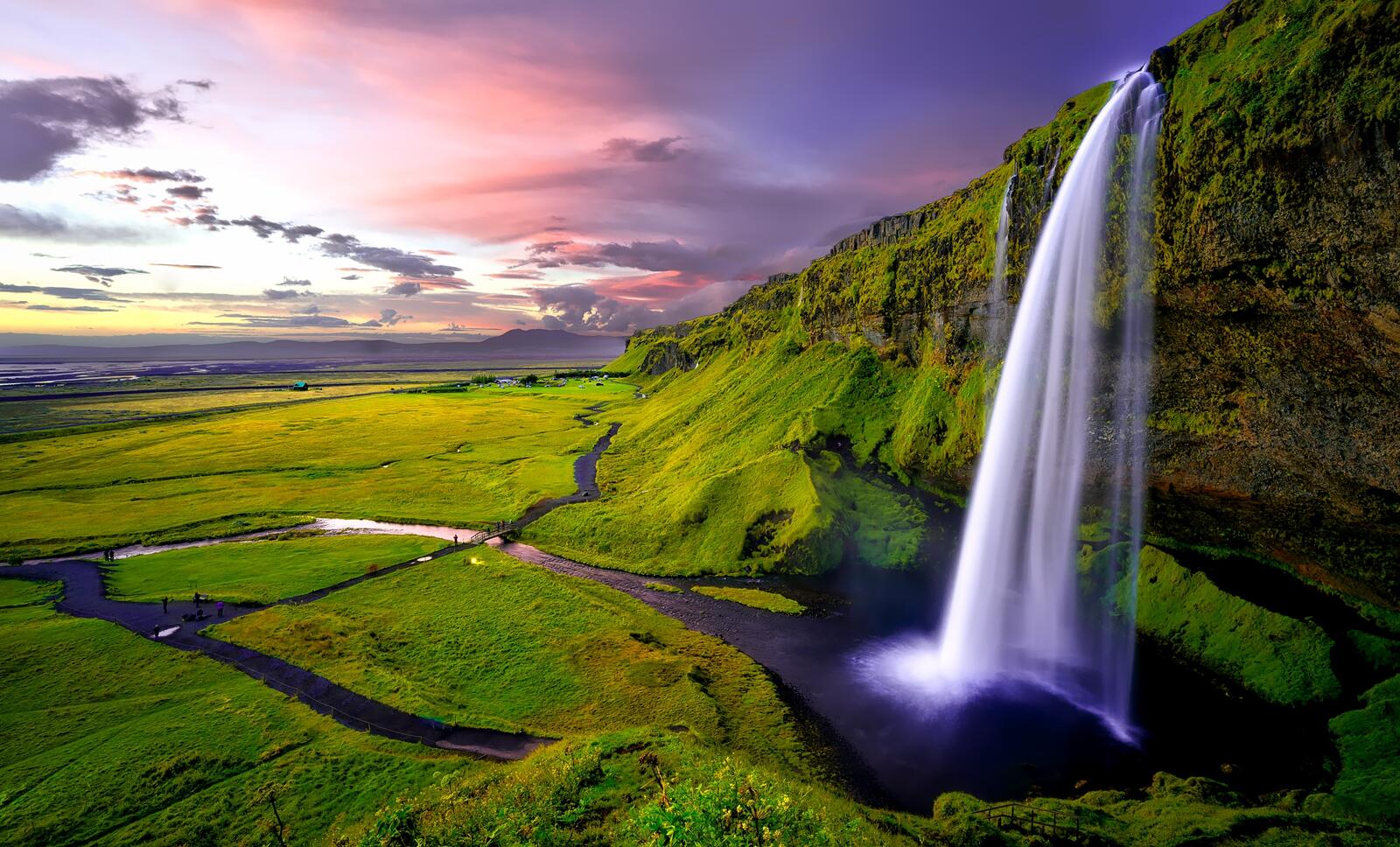 Обои Водопад Сельяландсфосс Исландия закат на рабочий стол