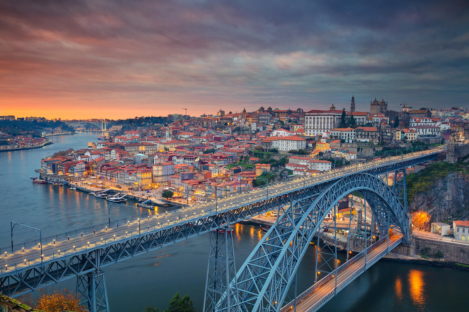Обои закат городской пейзаж Порто на рабочий стол