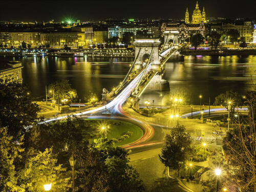 Вечерний мост в Будапеште