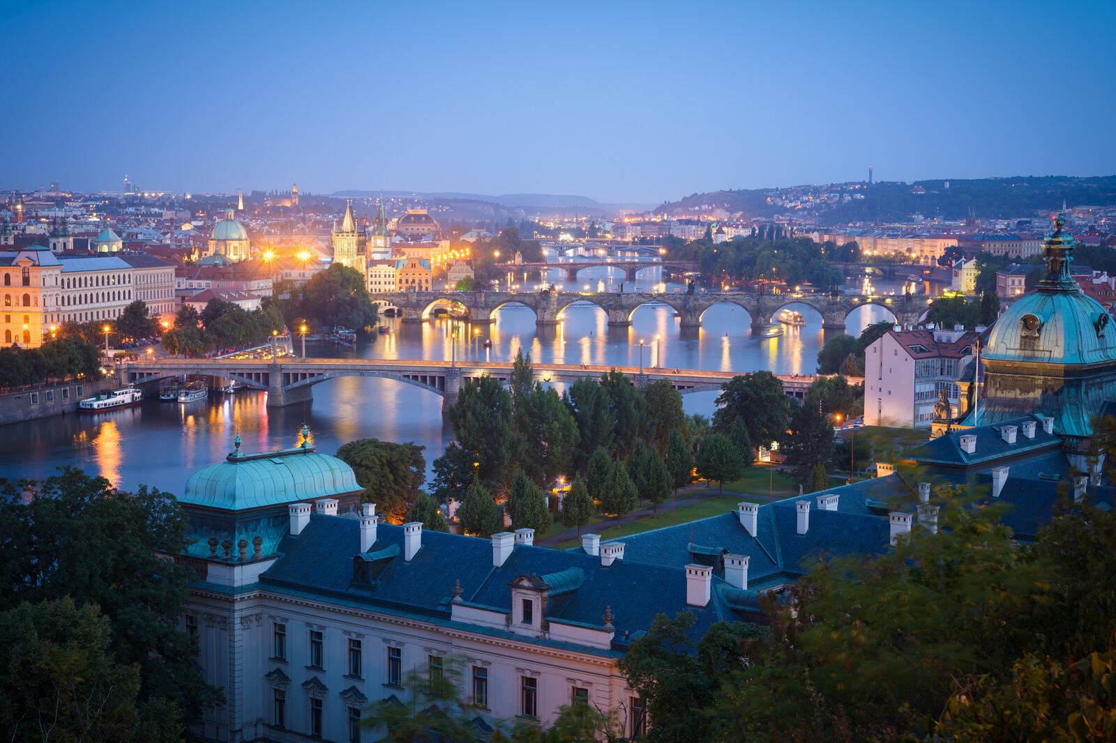 Обои the Vltava River Czech Republic Prague на рабочий стол
