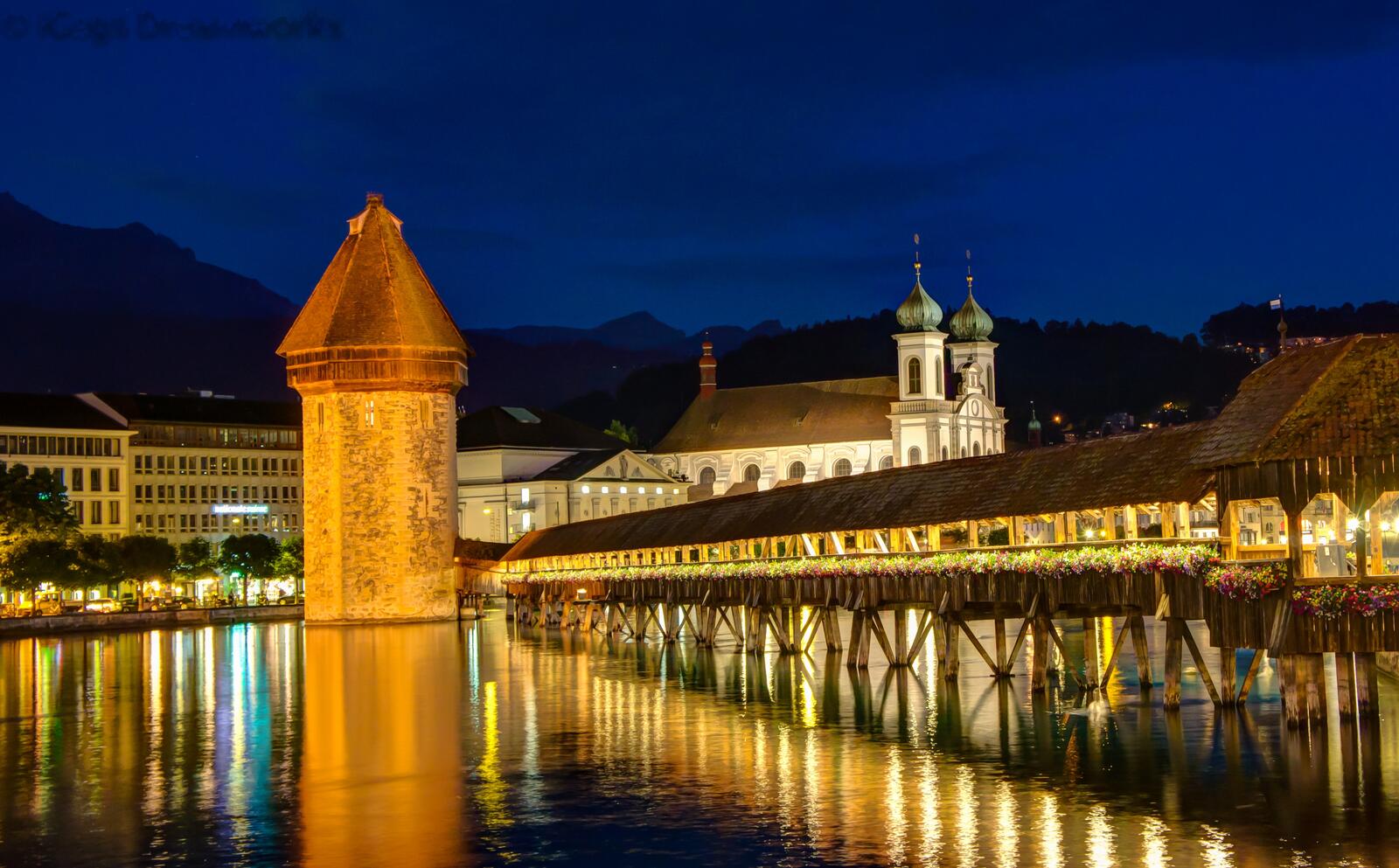Обои Chapel Bridge Luzern Switzerland на рабочий стол