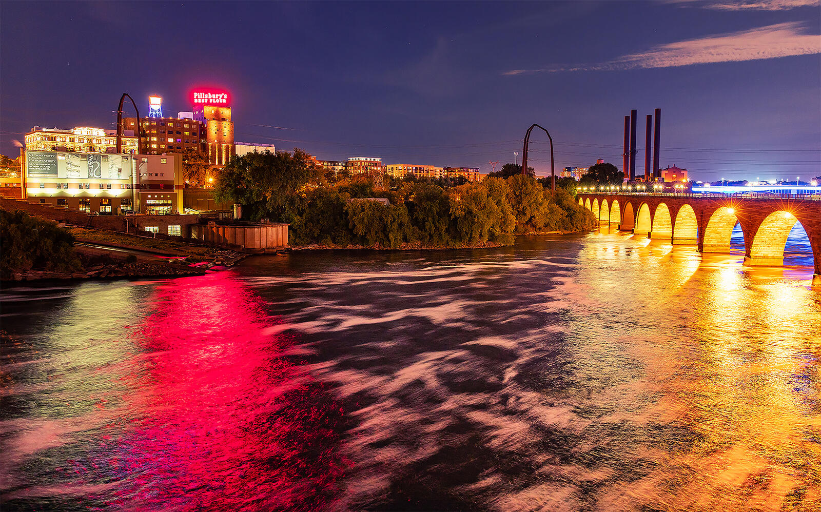 Wallpapers river lights night city on the desktop