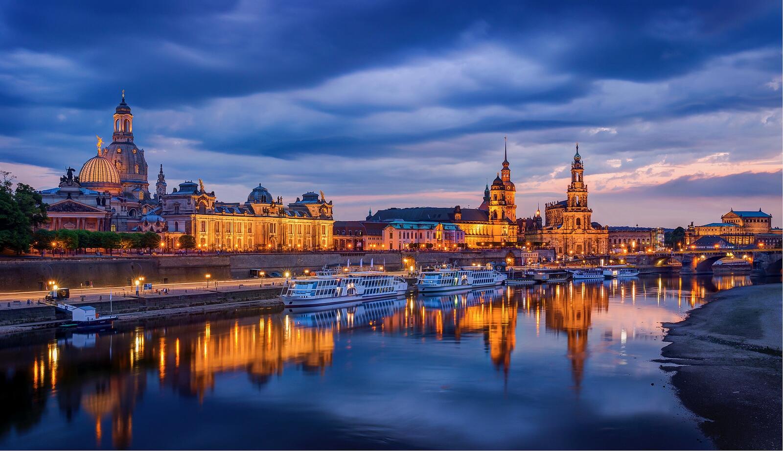 Обои город освещение Дрезден на рабочий стол