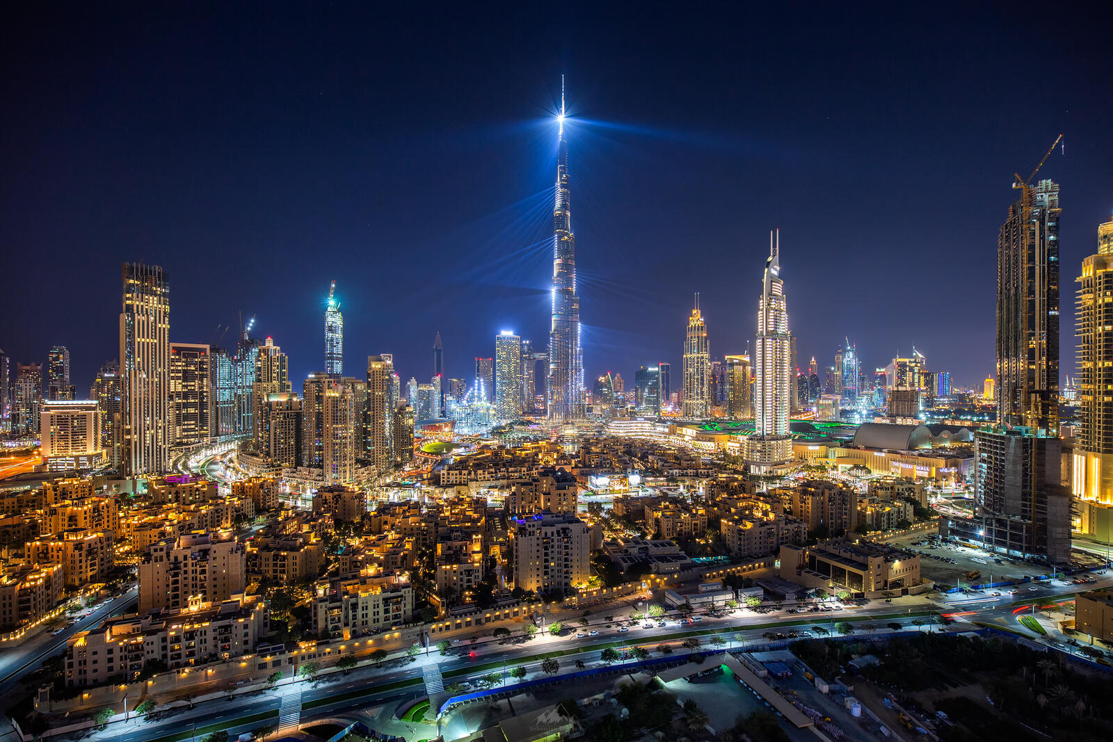 Wallpapers Dubai lights architecture on the desktop