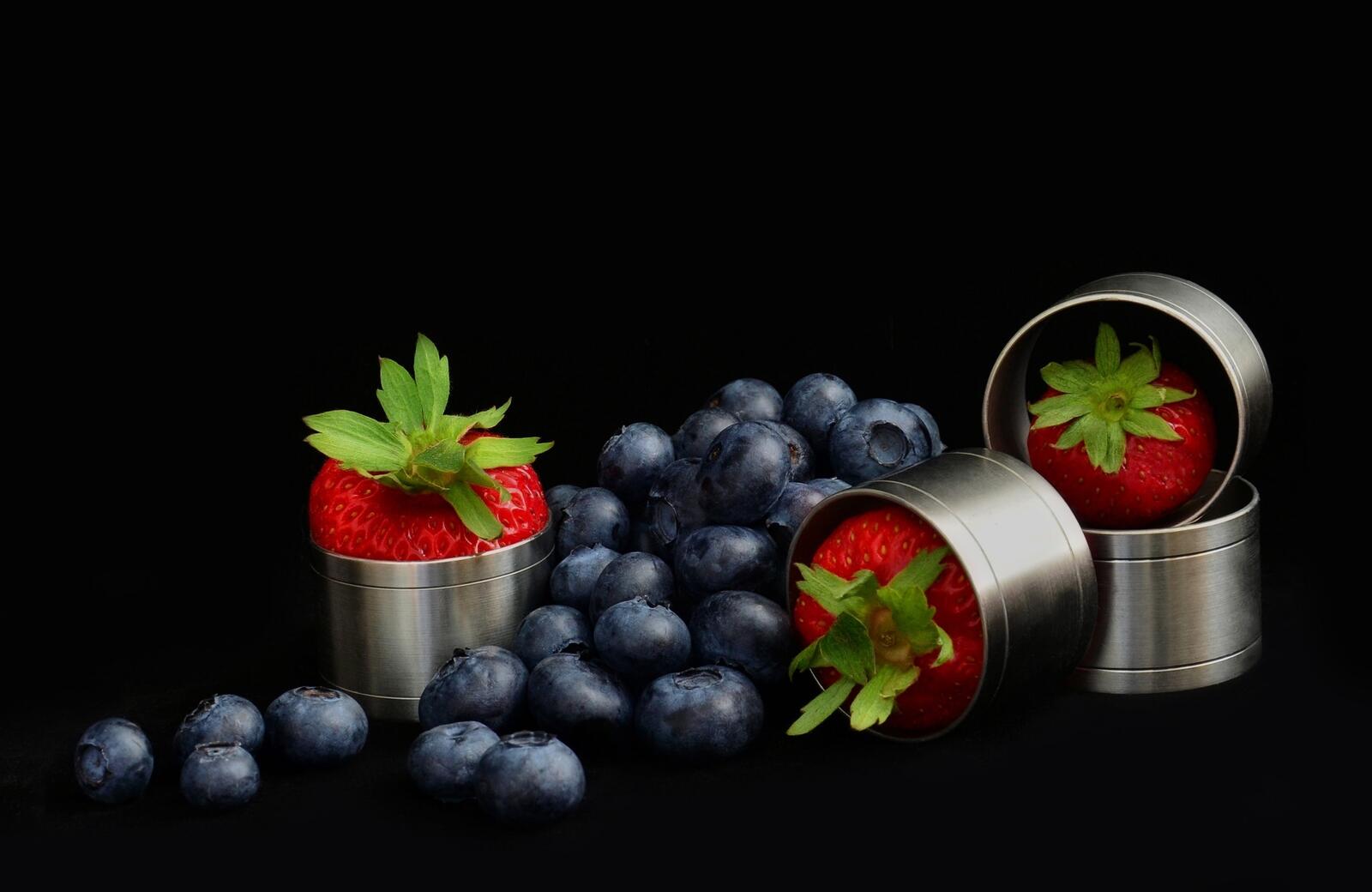 桌面上的壁纸食物 蓝莓 浆果