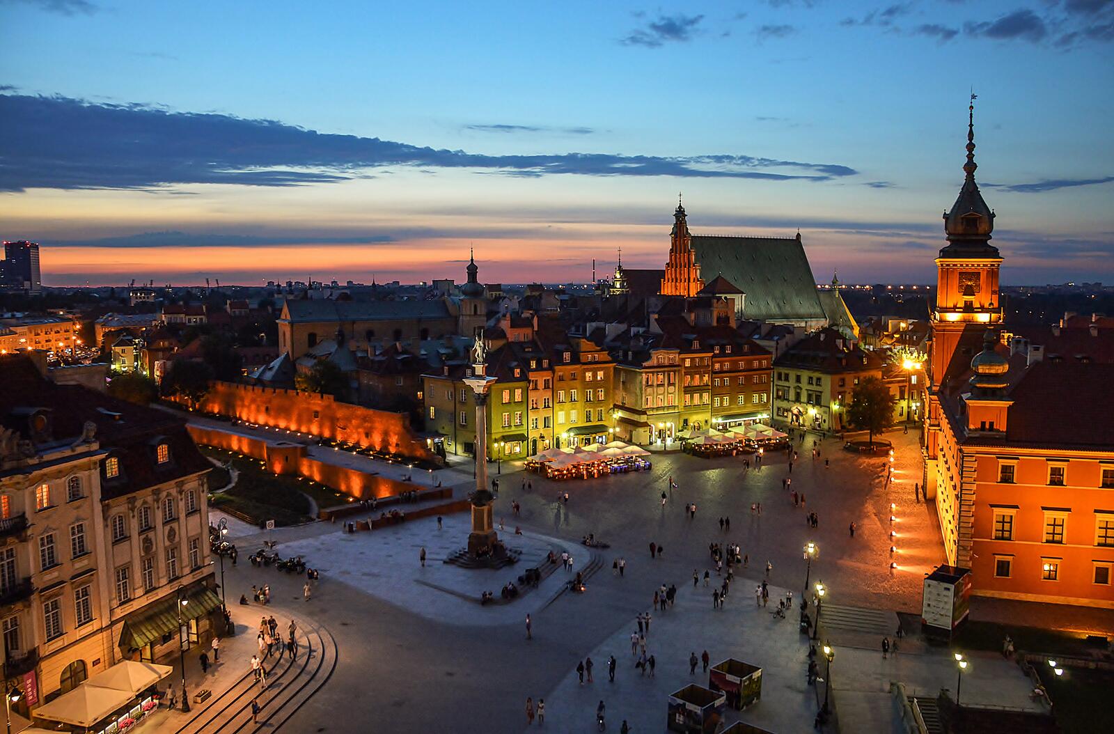 Wallpapers Warsaw castle square Poland on the desktop