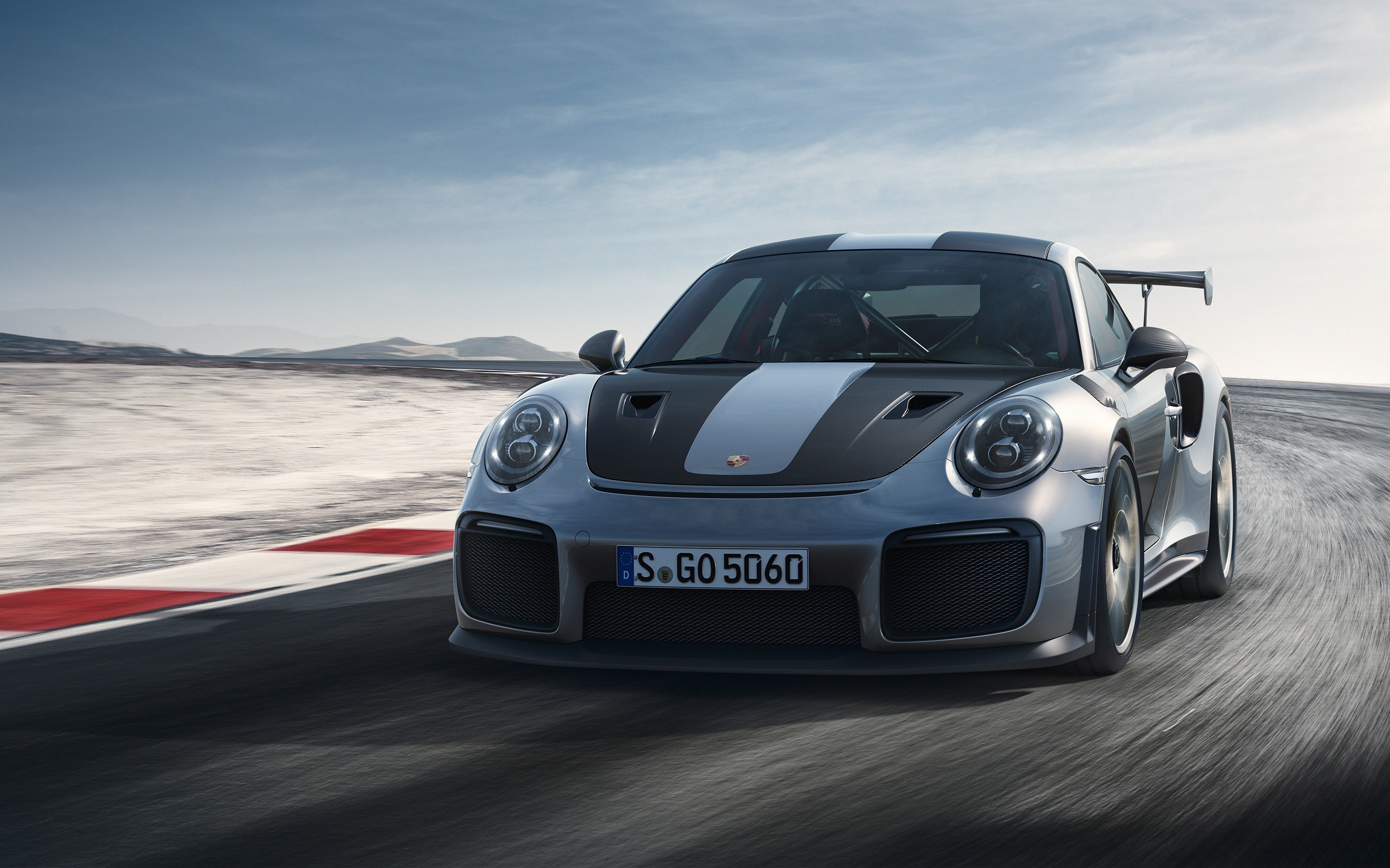 Скачайте бесплатное фото о машины Porsche 911 GT2 RS автомобили. 
