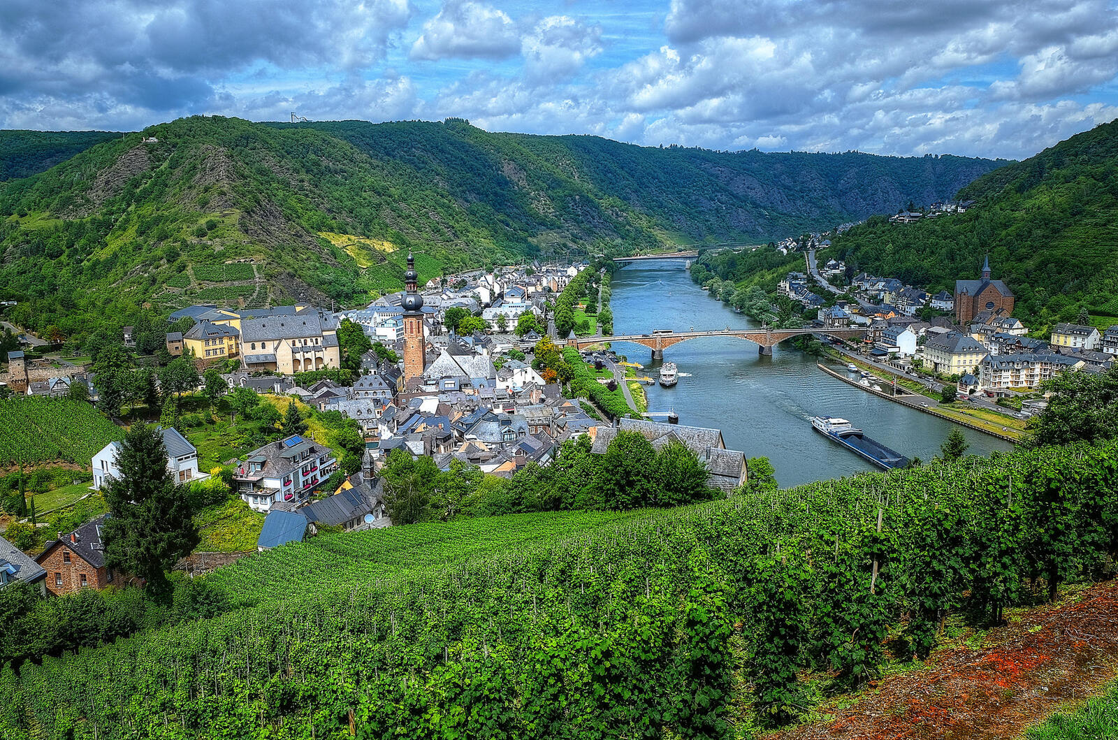 Wallpapers landscape Cochem Cochem-Moselle Valley on the desktop
