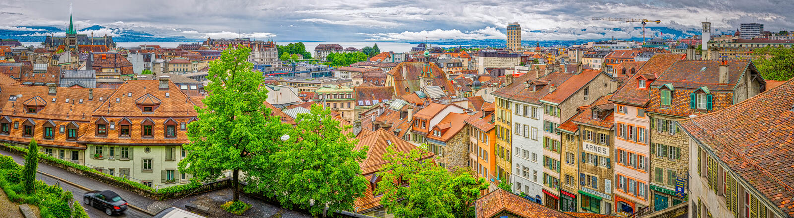 Обои Old Town Lausanne Switzerland Старый город Лозанна на рабочий стол