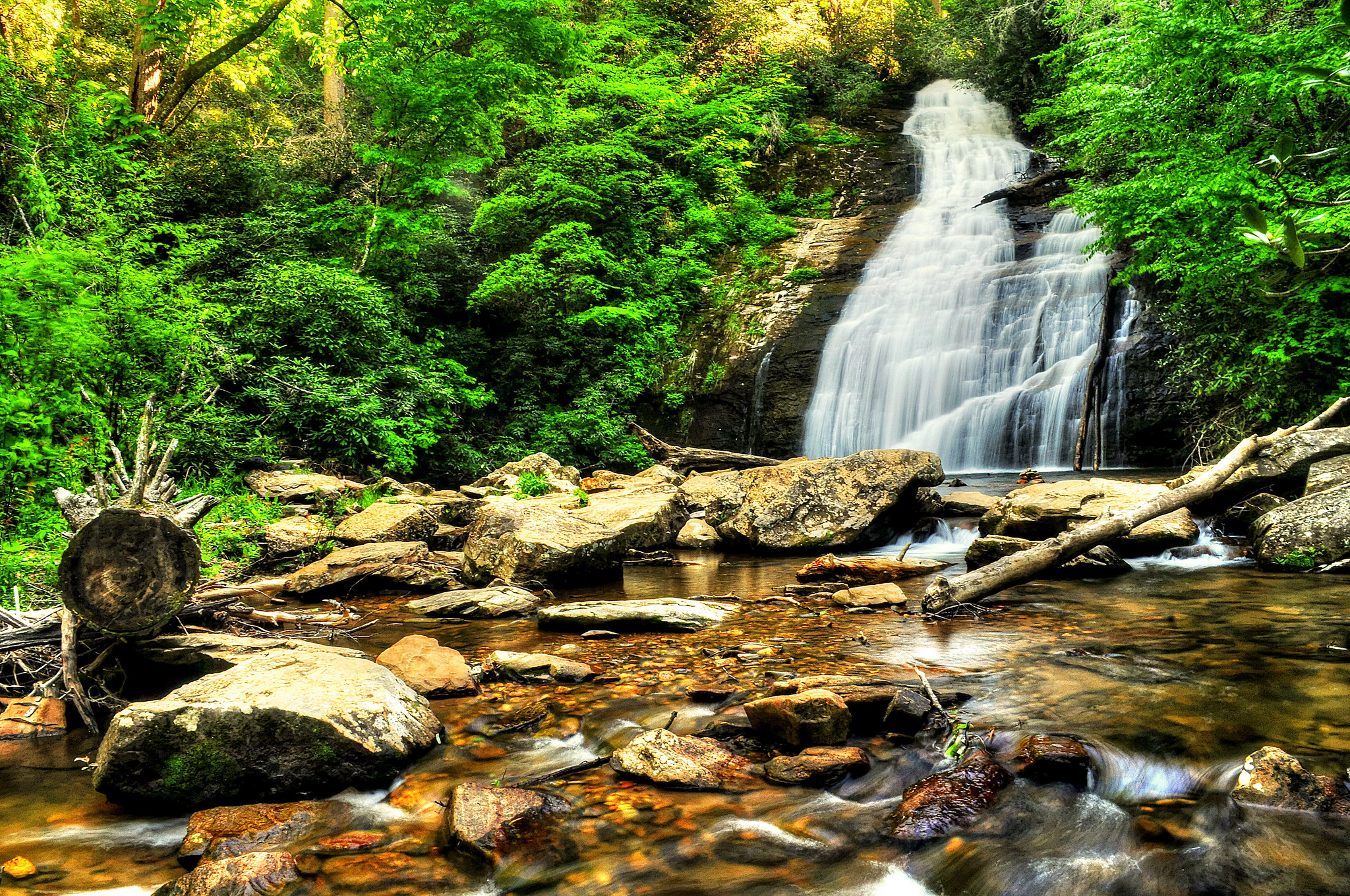 Фото бесплатно водопад в лесу, скалы, пейзаж