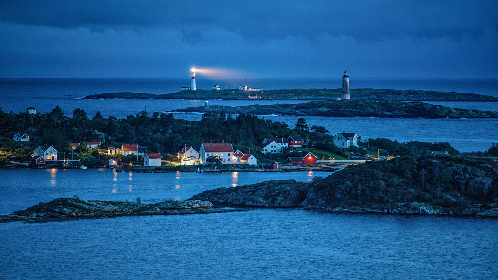 Wallpapers landscape lighthouse Norway on the desktop