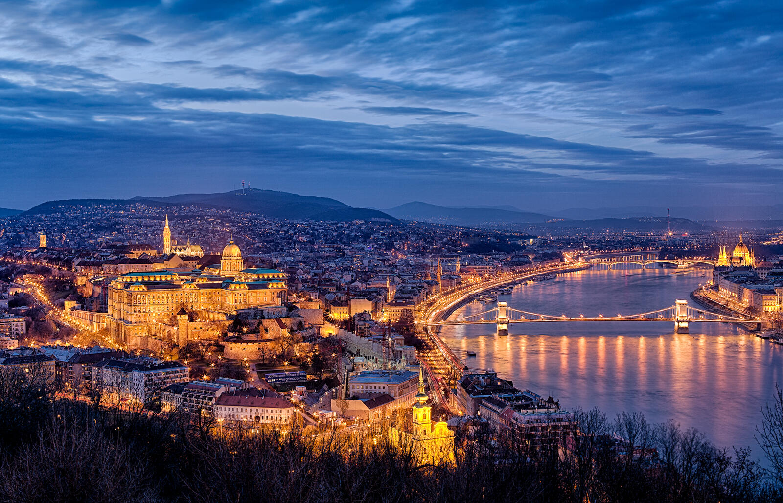 Обои Buda Castle Budapest Hungary на рабочий стол