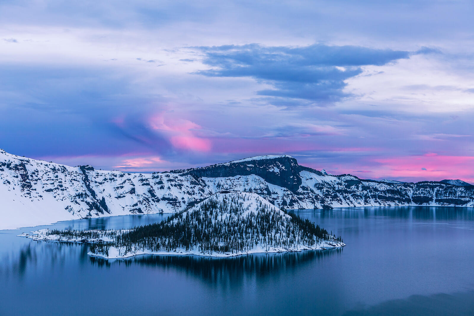 Wallpapers Crater lake Crater Lake landscape on the desktop
