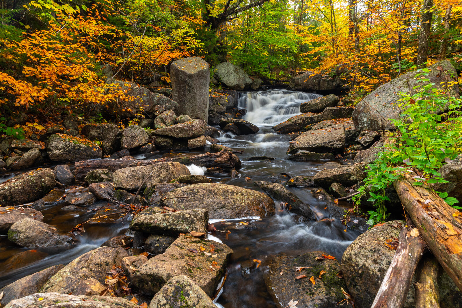 Wallpapers waterfall landscape autumn colors on the desktop