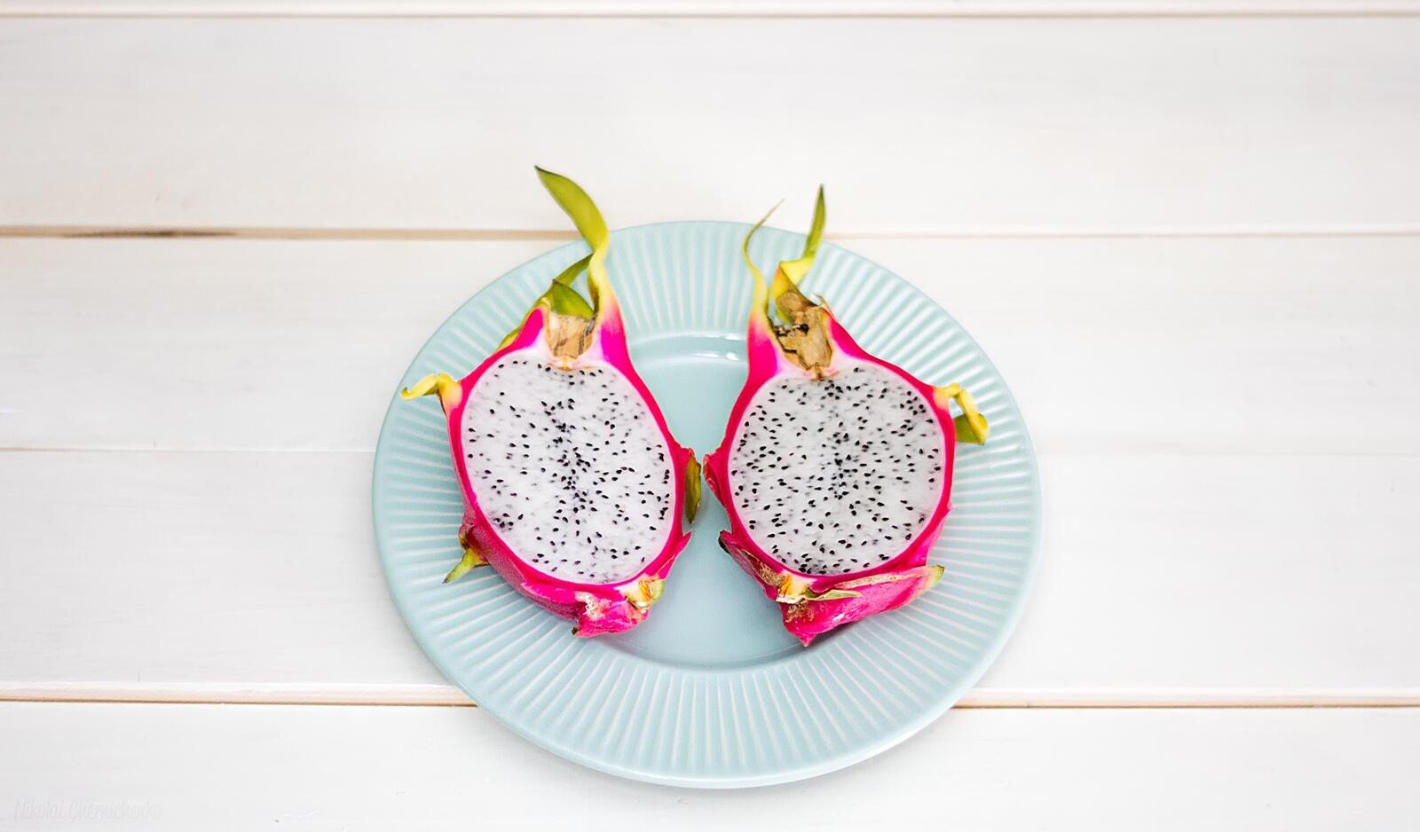 Wallpapers pitahaya cutted fruits on the desktop