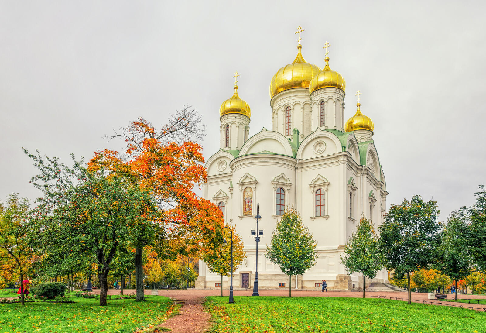 Free photo St. Catherine`s Cathedral in Tsarskoye Se