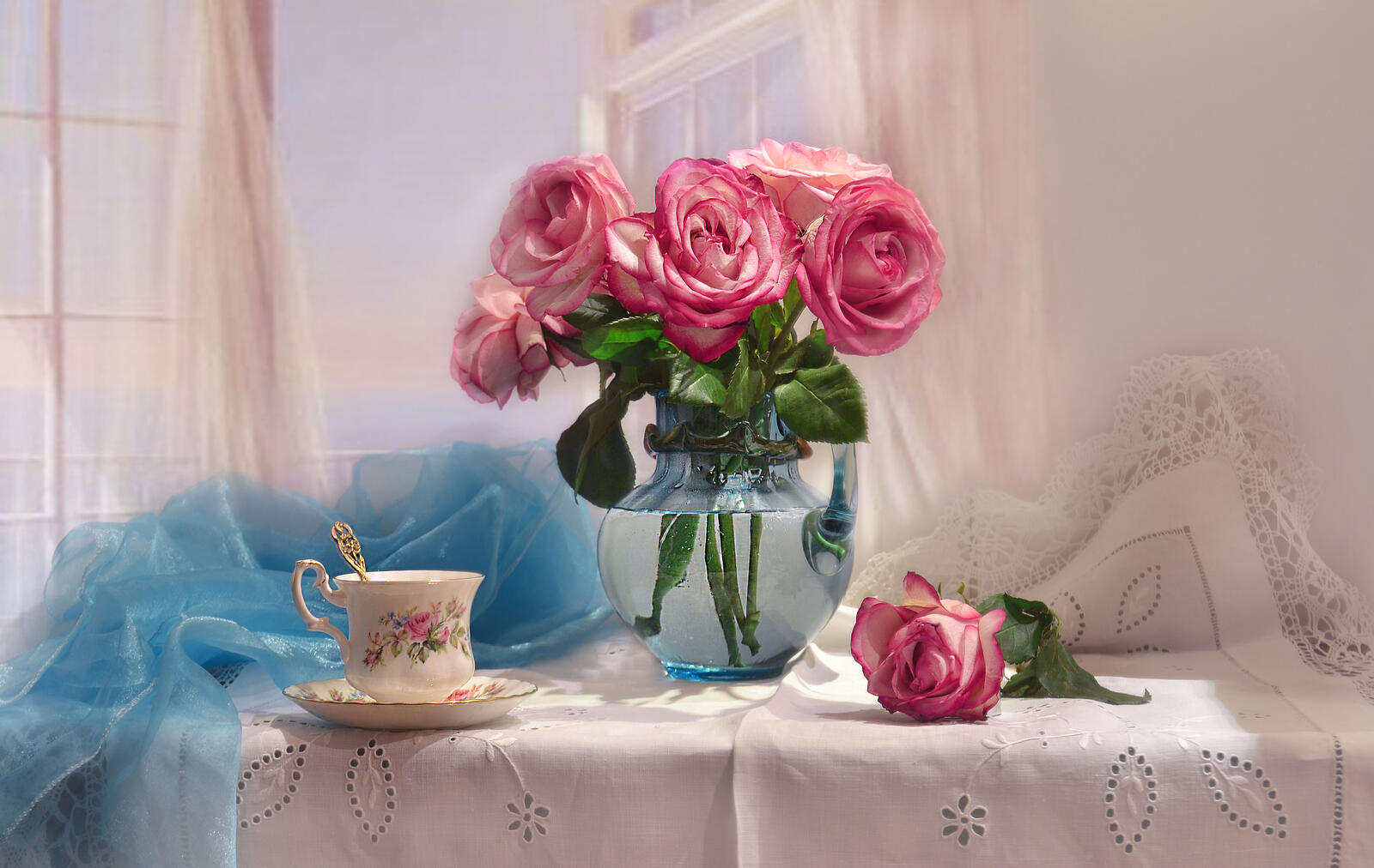 Обои розы цветы окно на рабочий стол