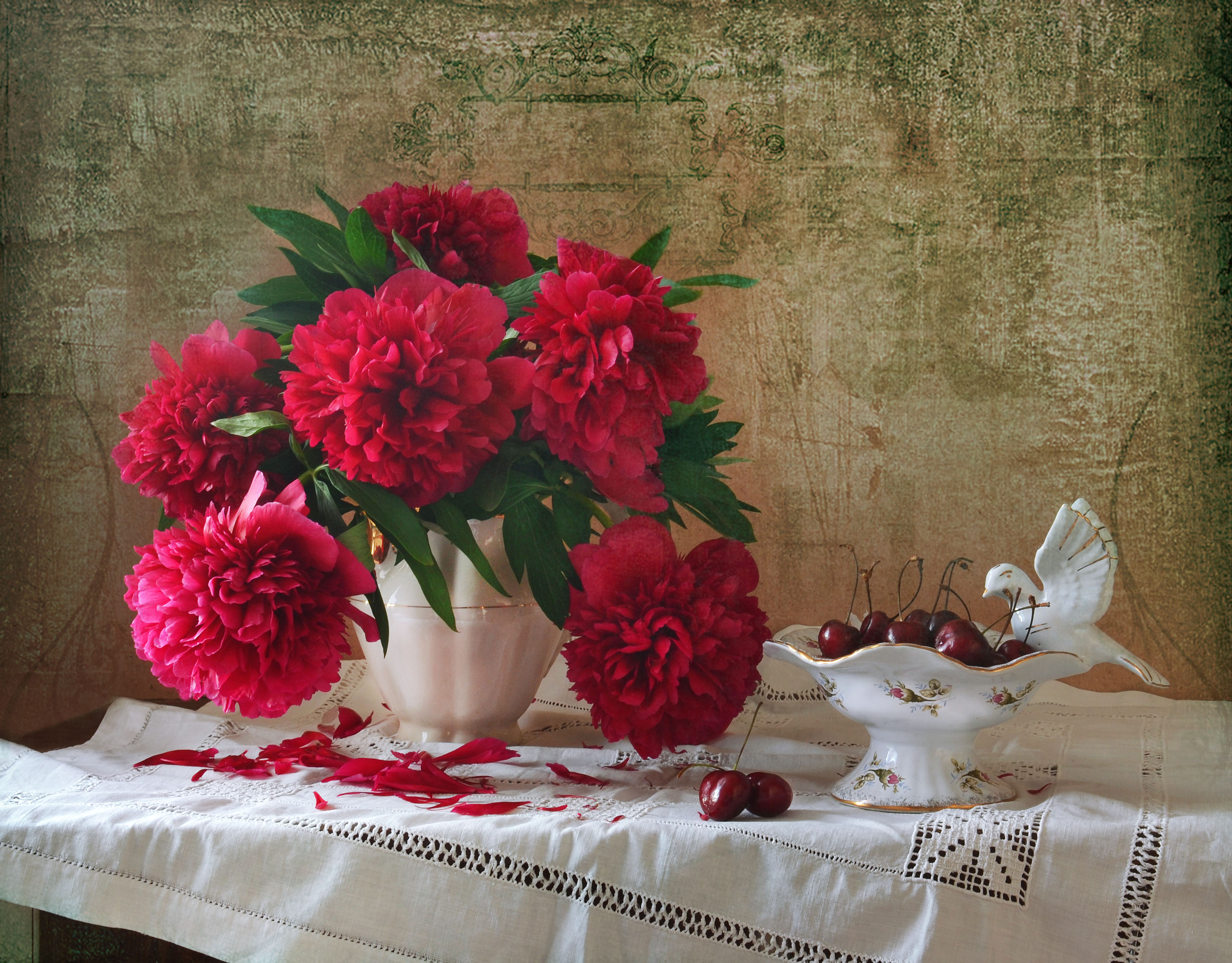 桌面上的壁纸花束 牡丹 红花