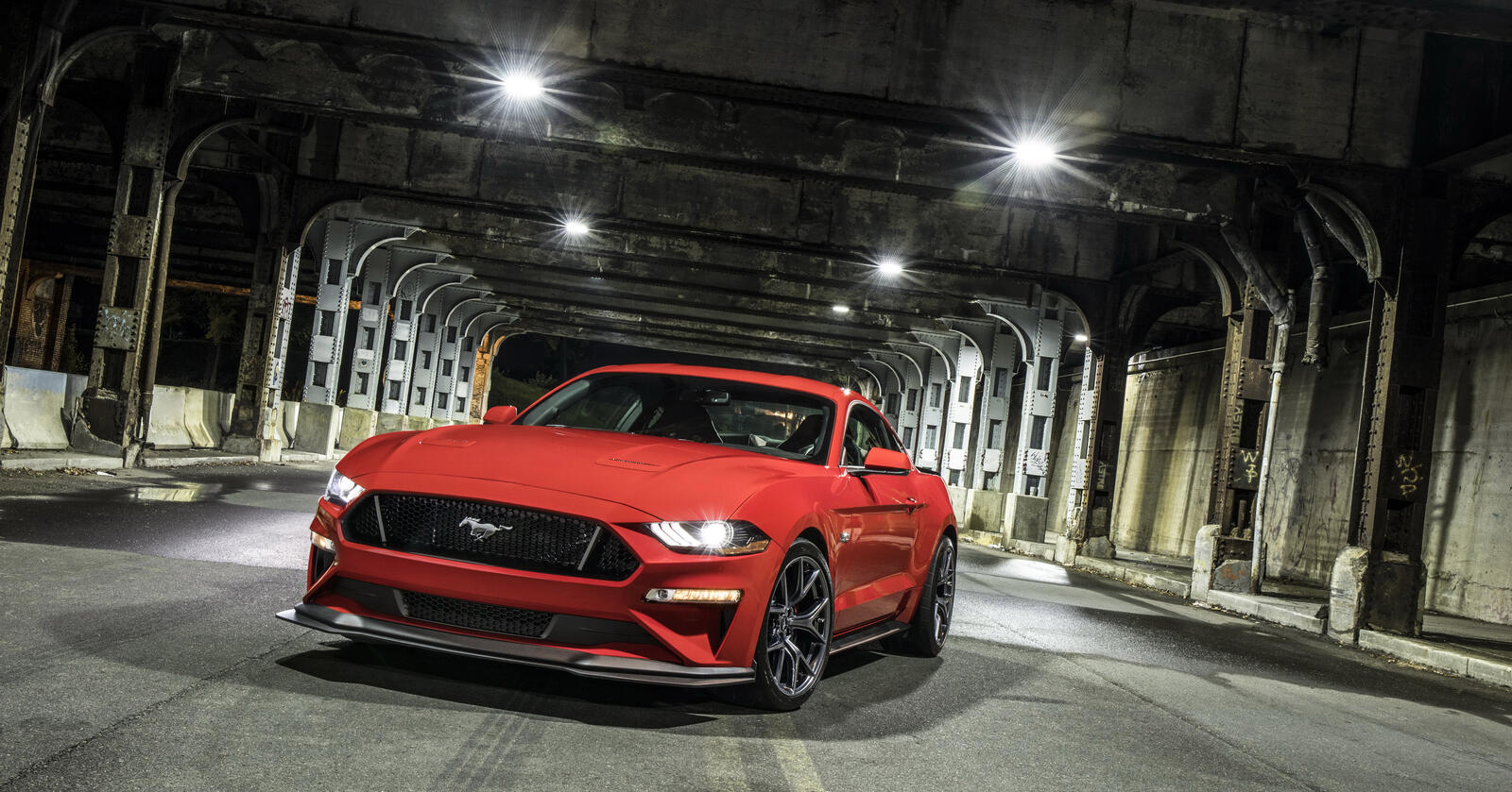 Wallpapers Ford Mustang red tunnel on the desktop