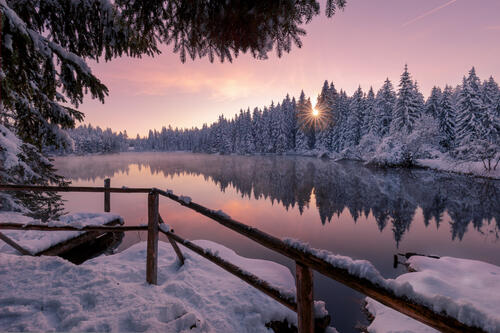 Зимний восход солнца в Швейцарии