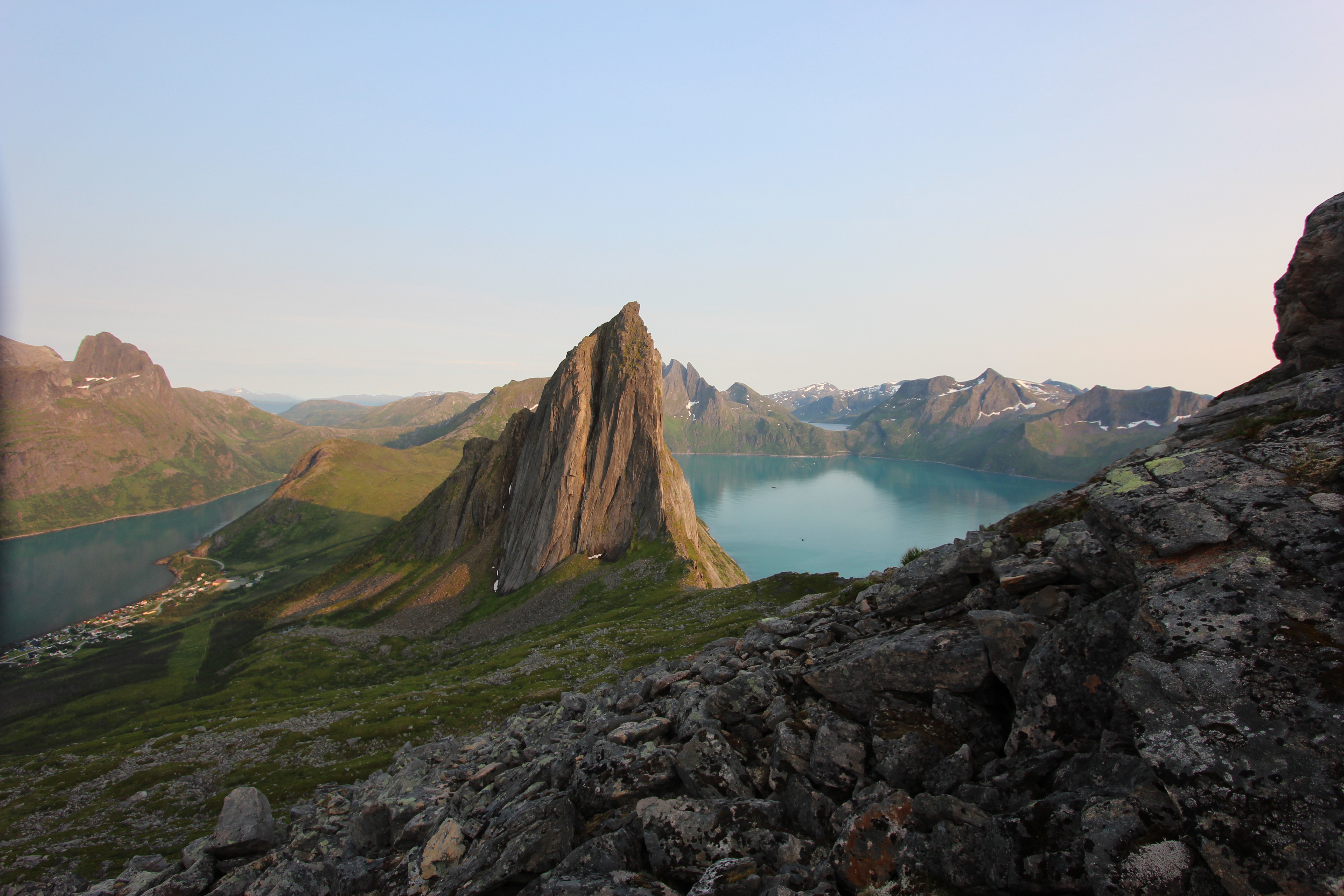 Обои Норвегия горные рельефы гора небо на рабочий стол